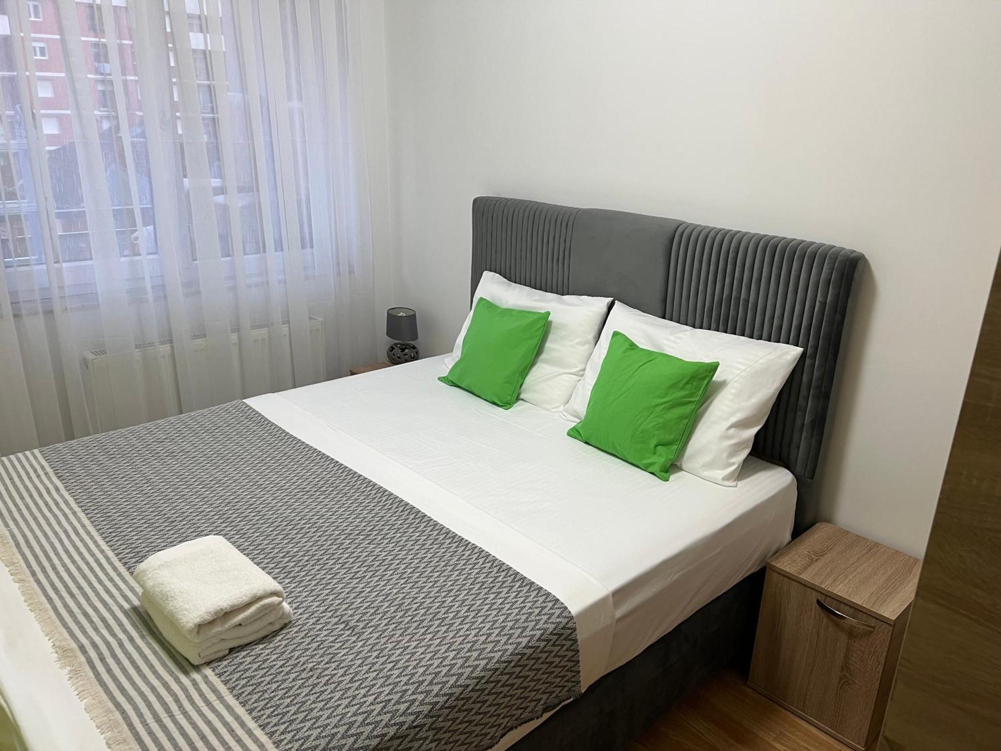 Prishtina Apartments Prishtinë Ngoại thất bức ảnh